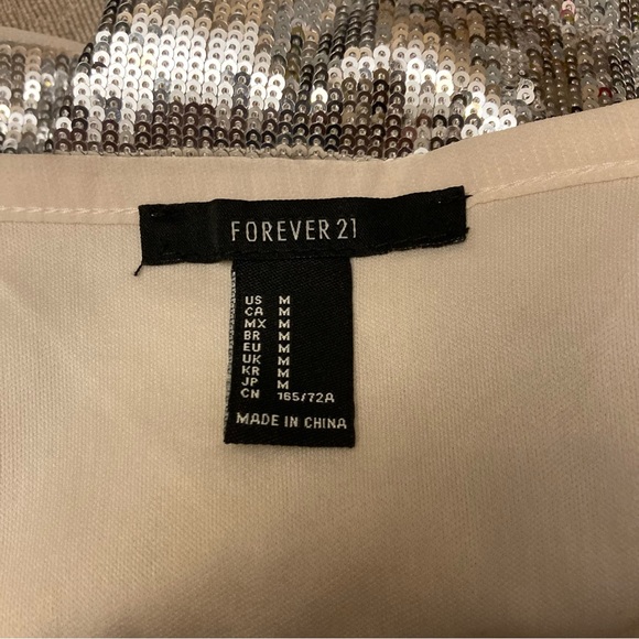 Silver Sequin Mini Skirt FINAL PRICE - Picture 7 of 8